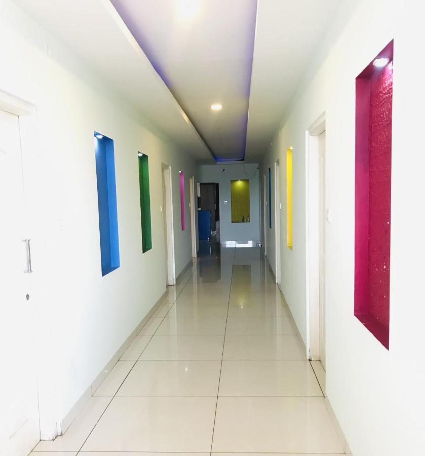 Staymaker Prakash International Gonikoppal Ngoại thất bức ảnh