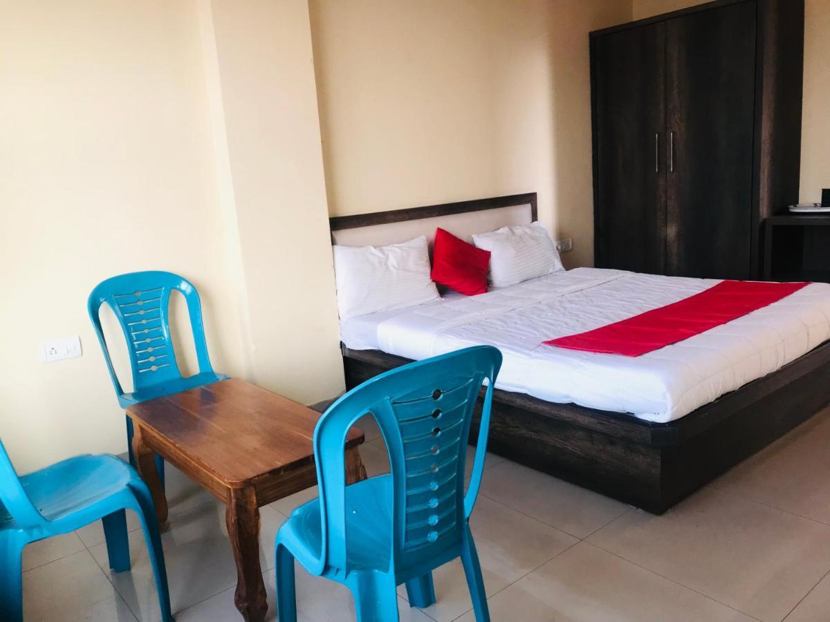 Staymaker Prakash International Gonikoppal Ngoại thất bức ảnh