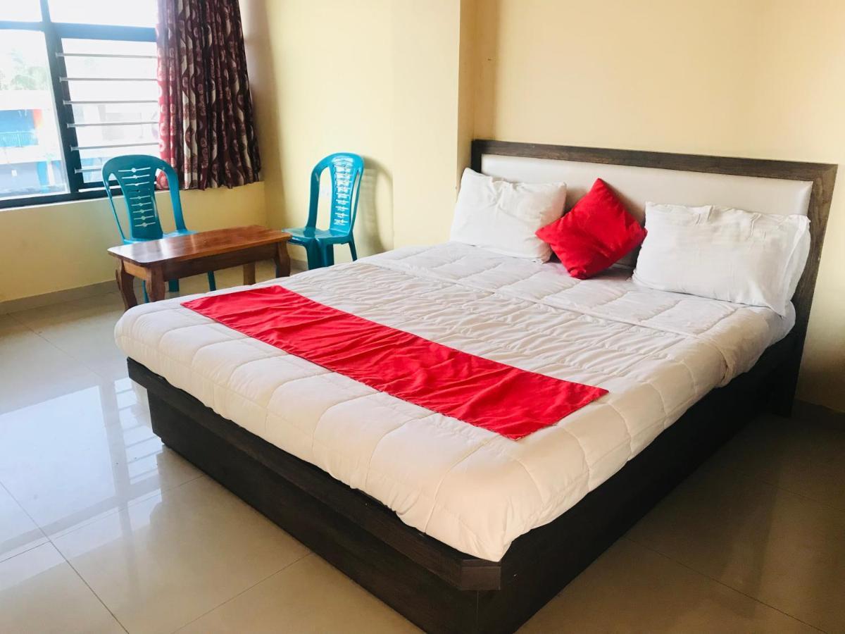 Staymaker Prakash International Gonikoppal Ngoại thất bức ảnh