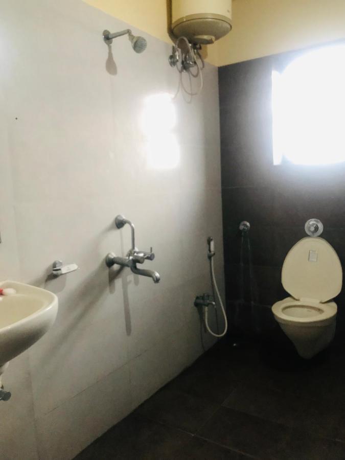Staymaker Prakash International Gonikoppal Ngoại thất bức ảnh