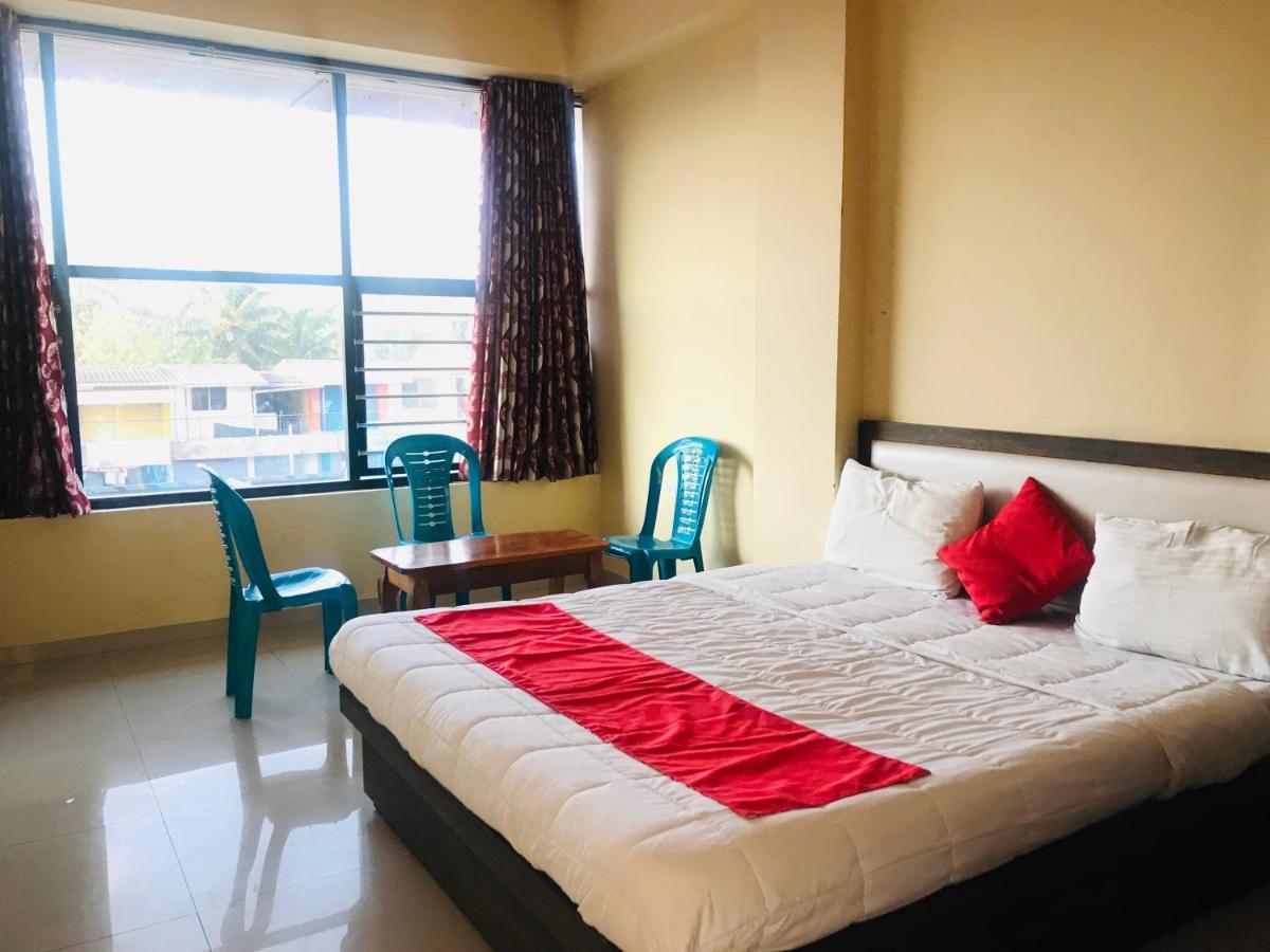 Staymaker Prakash International Gonikoppal Ngoại thất bức ảnh