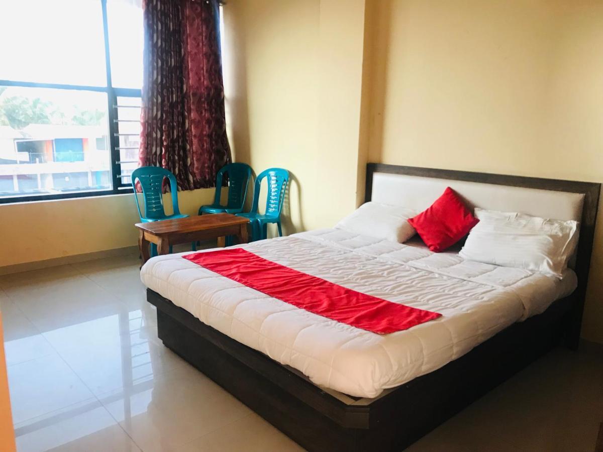 Staymaker Prakash International Gonikoppal Ngoại thất bức ảnh
